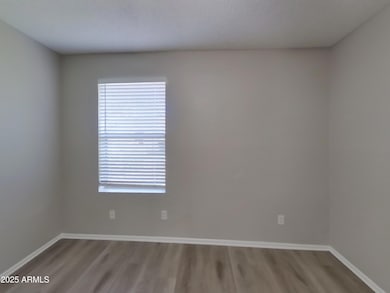 6_pc_UxMcrHXNFR_EXbp5tgA1t_layout_1