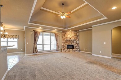 161 Ellis Spring Dr, Weatherford, TX 76085 - photo 4