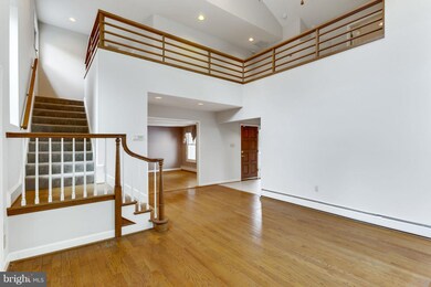 2012 Wolftrap Oaks Ct, Vienna, VA 22182 - photo 4