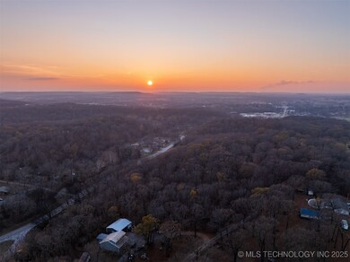 6594 E 563 Rd, Locust Grove, OK 74352 - photo 4