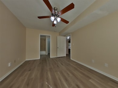 3259 Jorns St, Houston, TX 77045 - photo 7