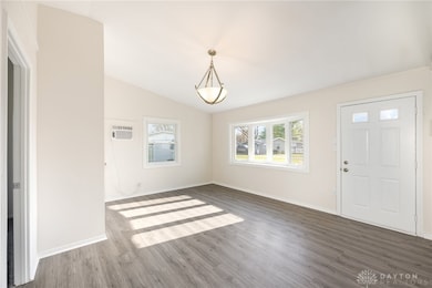 906 N Scott St, New Carlisle, OH 45344 - photo 3