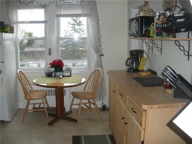 205 Gano St unit 3rd Floor, Providence, RI 02906 - photo 3