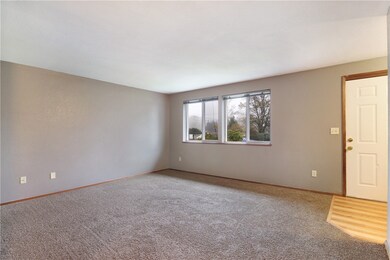 10307 Tranquility Ln SE, Yelm, WA 98597 - photo 5