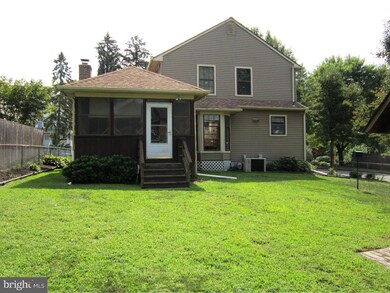 626 Walnut Ave, Laurel Springs, NJ 08021 - photo 2