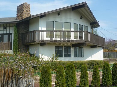 3-Wrap around deck