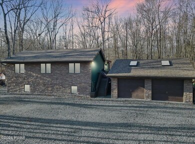 201 Powderhorn Dr, Lackawaxen, PA 18435 - photo 2