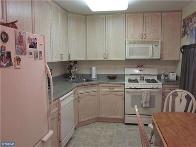 19 Grandview Dr, Warminster, PA 18974 - photo 3