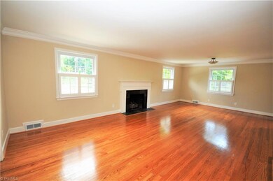 1803 Runnymede Rd, Winston Salem, NC 27104 - photo 5