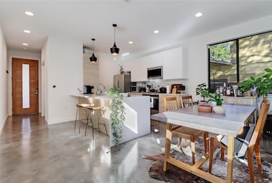 2709 E 14th St unit A, Austin, TX 78702 - photo 4