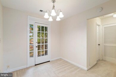 4862 28th St S unit C2, Arlington, VA 22206 - photo 6