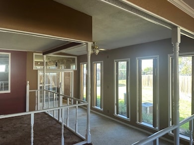 808 Flamingo Rd, Granbury, TX 76049 - photo 3