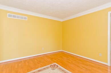 8400 Happiness Way, Louisville, KY 40291 - photo 4