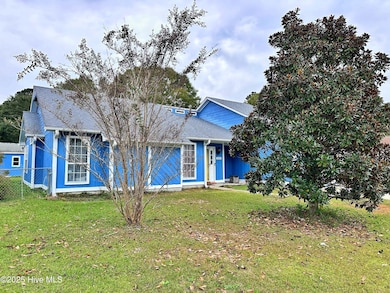 2621 Idlebrook Cir, Midway Park, NC 28544 - photo 2