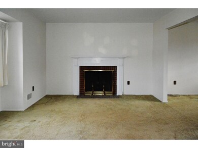 41 Winding Way W, Morrisville, PA 19067 - photo 2