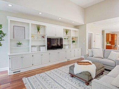 8 Bay Path Ln, Southborough, MA 01772 - photo 4