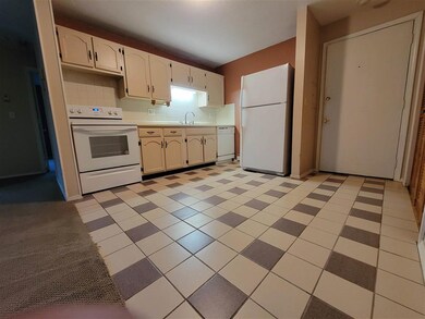 189 Capitol Hill Dr unit 189, Londonderry, NH 03053 - photo 4