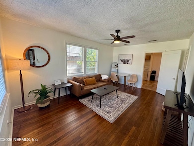 2336 Herschel St unit 3, Jacksonville, FL 32204 - photo 2