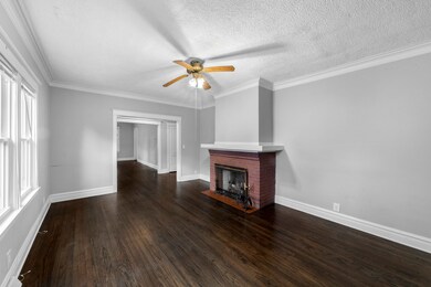 1023 W Ridgeland Ave, Waukegan, IL 60085 - photo 5