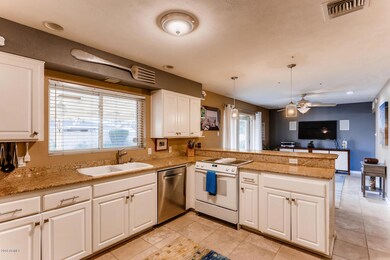 4101 E Coolidge St Phoenix AZ-large-004-