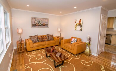 2913 POE SOMERSET ERICA H-
