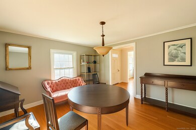 118 Maple Ave, Windsor, CT 06095 - photo 7