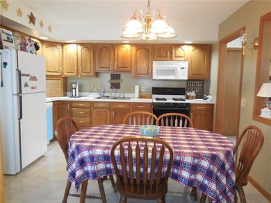 417 N West St, Tipton, IN 46072 - photo 5