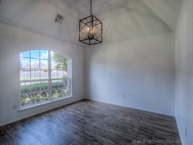 19426 E 49th St S, Broken Arrow, OK 74014 - photo 5