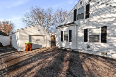536 Lake St - 1034