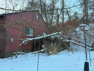 42 Forest Rd, Ambridge, PA 15003 - photo 3