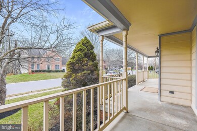 6906 Tolling Bells Ct, Columbia, MD 21044 - photo 6