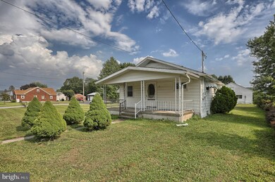 73 Mahanoy Ave, Tamaqua, PA 18252 - photo 2