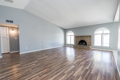 Livingroom-02