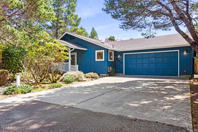 4886 Oceana Dr_0002