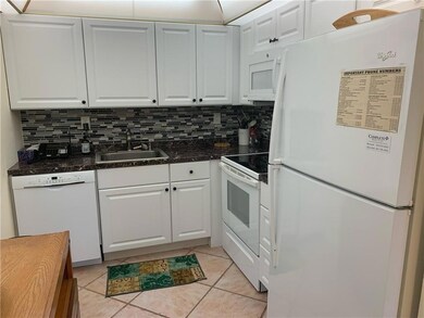 820 Flanders R unit 280, Delray Beach, FL 33484 - photo 3