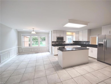 1220 Heathcliff Dr, Virginia Beach, VA 23464 - photo 5