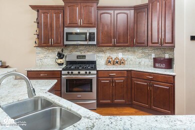 Kitchen_DMD_2623-SMALL