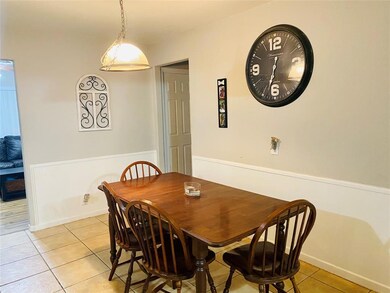 1706 Carroll Dr, Cleburne, TX 76033 - photo 6