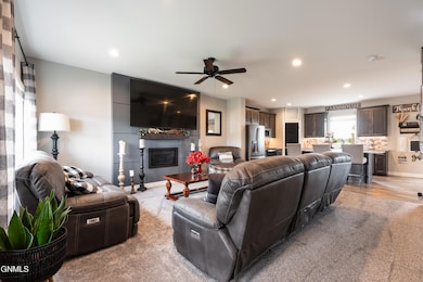 4808 Cornice Lp-13