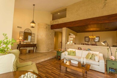 Living Rm_02