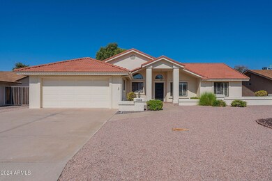 560 S 72nd St, Mesa, AZ 85208 - photo 4