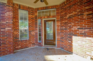 Covered porch area