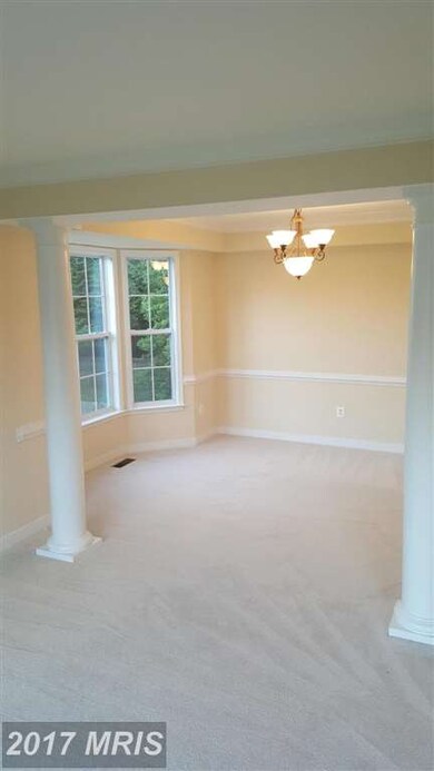 5630 Northton Ct, Woodbridge, VA 22193 - photo 3