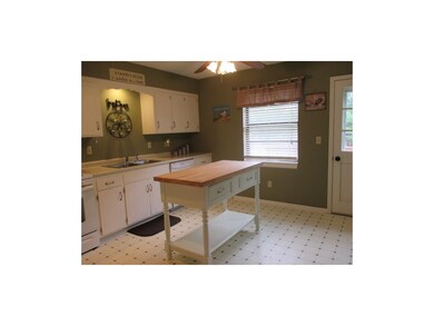 Large Kitchen w/Cabinets galore!