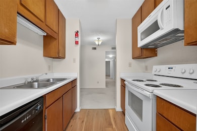 7900 N Stadium Dr unit 102, Houston, TX 77030 - photo 7