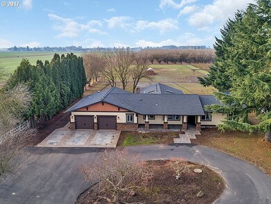 19501 Boones Ferry Rd NE, Hubbard, OR 97032 - photo 3