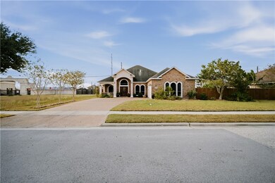 4105 Cimarron Lake Dr, Corpus Christi, TX 78414 - photo 2