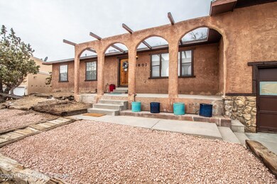 5601 Lee Ln, Farmington, NM 87402 - photo 2