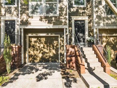 2635 NW Kennedy Ct unit 133, Portland, OR 97229 - photo 2