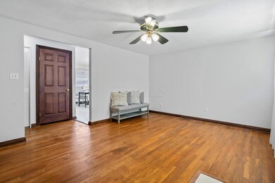 5990 Chesterton Square E_MLS_04